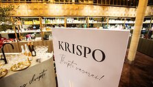 Kauno &bdquo;Akropolyje&ldquo; žymios damos susirinko į naujausių rudens-žiemos kvapų kolekcijų pristatymą