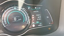Vitoldas Milius elektromobiliu nuvažiavo 710 km 