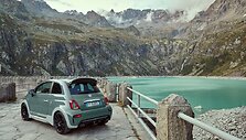 Pristatomas &bdquo;Abarth&ldquo; automobilis