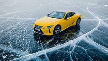 &bdquo;Lexus&ldquo; nuotykiai ant už&scaron;alusio Baikalo ežero