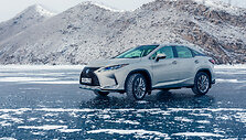 &bdquo;Lexus&ldquo; nuotykiai ant už&scaron;alusio Baikalo ežero