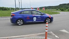 Elektromobilių lenktynių akimirkos