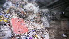 Plastikas fermoje Čeki&scaron;kių kaime