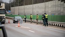 Kontrolės postas kelyje Kaunas - Vilnius