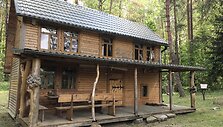 Sodyba netoli Zarasų miesto ribos su 68,58 a žemės sklypu (29 900 Eur)