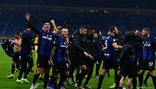 Triumfuojantys Milano &bdquo;Inter&ldquo; futbolininkai