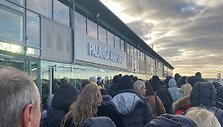 I&scaron; Dublino atskridę žmonės daugiau nei 40 minučių turėjo praleisti lauke 