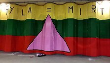 Vilniaus požeminės perėjos siena pasipildė LGBT istorijai svarbiu simboliu ir užra&scaron;u
