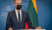 Gabrielius Landsbergis susitiko su Japonijos užsienio reikalų ministru Toshimitsu Motegi