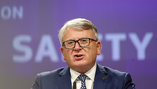 Nicolas Schmitas