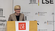 Ingrida &Scaron;imonytė LSE universitete Londone