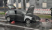 Mindaugo ir Kauno gatvių sankryžoje degė &bdquo;Audi&ldquo;
