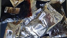 Kontrabandininkai gabena vandens pypkių tabako pakelius, elektroninių cigarečių skystį