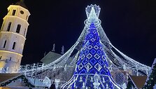 BNS nuotr. Vilniaus &scaron;v. Kalėdų eglė