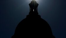 ELIZABETH FRANTZ / REUTERS
