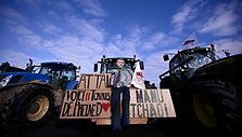 JULIEN DE ROSA / AFP