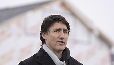 Darren Calabrese / ZUMAPRESS.com