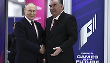 Sergei Bobylev / AP
