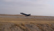 F-35 'Adir' kovos lėktuvas nusileidžia Nevatim oro bazėje.