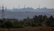 Avdiivkos kokso ir chemijos gamyklos vaizdas. / ALEXANDER ERMOCHENKO / REUTERS