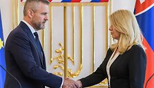 Caputova ir Pellegrini susitinka po Fico &scaron;audymo. / Jaroslav Novak / via REUTERS