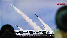 &Scaron;iaurės Korėja atlieka pirmąsias branduolinio ginklo simuliacijas. / Kim Jae-Hwan / ZUMAPRESS.com