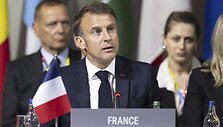 E. Macronas: &bdquo;Taika negali būti Ukrainos kapituliacija&ldquo; / Urs Flueeler / AP