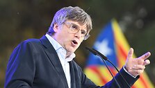 C. Puigdemont'as / Gl&Atilde;&sup2;Ria S&Atilde;&iexcl;Nchez / ZUMAPRESS.com