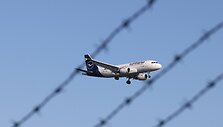 &bdquo;Lufthansa&ldquo; vengs vykdyti skrydžius Irano ir Irako oro erdvėse iki rugpjūčio 13 dienos / IMAGO/Rene Traut / IMAGO/Rene Traut