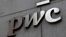 Kinija &scaron;e&scaron;iems mėnesiams sustabdė &bdquo;PwC&ldquo; veiklą dėl &bdquo;Evergrande&ldquo; audito / SPENCER PLATT / Getty Images via AFP