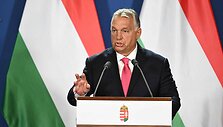 ATTILA KISBENEDEK / AFP