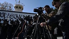 Afganistano Talibanas žada žiniasklaidoje uždrausti vaizduoti gyvas būtybes / WAKIL KOHSAR / AFP