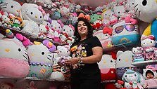 &bdquo;Hello Kitty&ldquo; kolekcija / FREDERIC J. BROWN / AFP