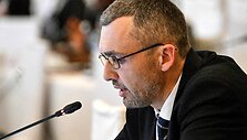 Jevhenijus Kiv&scaron;ykas kalba konferencijoje Kambodžoje / TANG CHHIN SOTHY / AFP