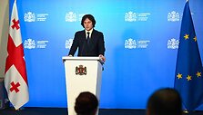 Sakartvelo ministras pirmininkas Iraklis Kobachidzė / VANO SHLAMOV / AFP