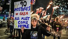 Protestuotojai reikalauja paleisti įkaitus / Itai Ron / REUTERS