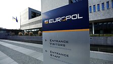 Europolas / EVA PLEVIER / REUTERS
