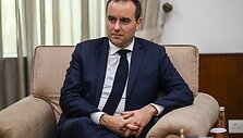 Prancūzų gynybos ministras Sebastienas Lecornu / MONEY SHARMA / AFP