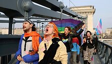 Protestas prie&scaron; LGBTIQ renginių draudimo įstatymą Vengrijoje / Bernadett Szabo / REUTERS