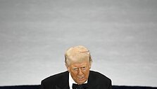  / AP