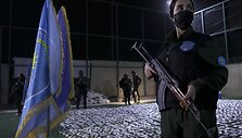Kurdų pajėgos saugo perimtą kaptagoną / Orhan Qereman / REUTERS