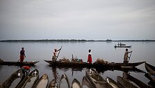 THOMAS NICOLON / REUTERS