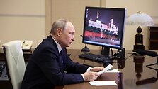 Alexander Kazakov/Kremlin Pool / ZUMAPRESS.com