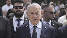 Maya Alleruzzo / AP