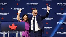 Pierre'as Poilievre'as su žmona / Adrian Wyld / AP