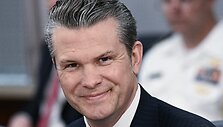 Pete'as Hegsethas / BRENDAN SMIALOWSKI / AFP