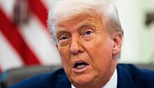 Donaldas Trumpas / ALLISON ROBBERT / AFP