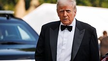 Donaldas Trumpas / Samuel Corum - Pool via CNP / ZUMAPRESS.com