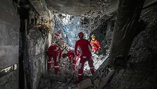 Gelbėtojai Teherano Evino kalėjime / MOSTAFA ROUDAKI / AFP