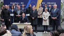 Ukrainos ir ES ministrų susitikimas Lvive / SERGII VOLSKYI / AFP